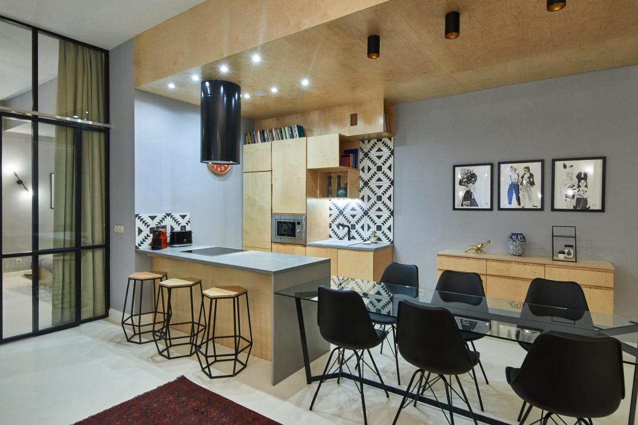 Orangehomes Unique Design 3 Bathrooms Flat Budapest Exterior photo